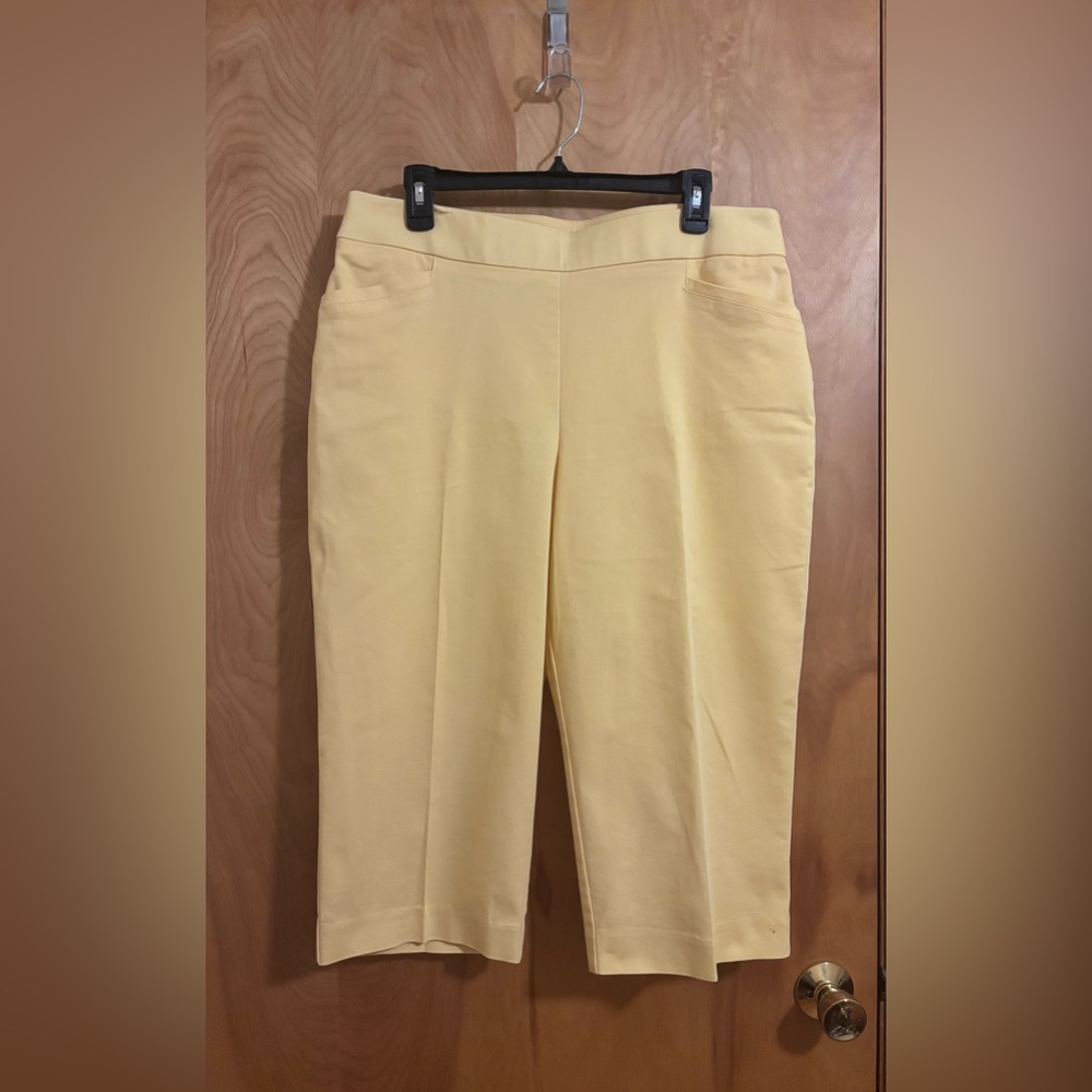 Napa Valley Vibrant Yellow Tailored Ankle Cropped Pants